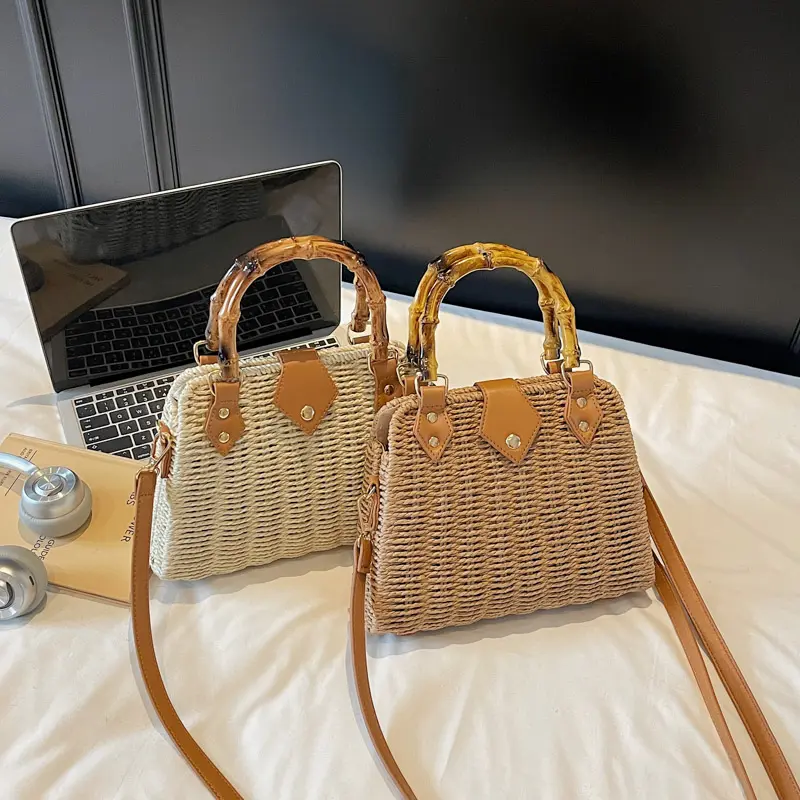 LEFTSIDE Small Straw Crossbody Bags for Women 2025 New in Fashion Summer Shoulder Bags Short Handle Handbags Weave Beach Bag