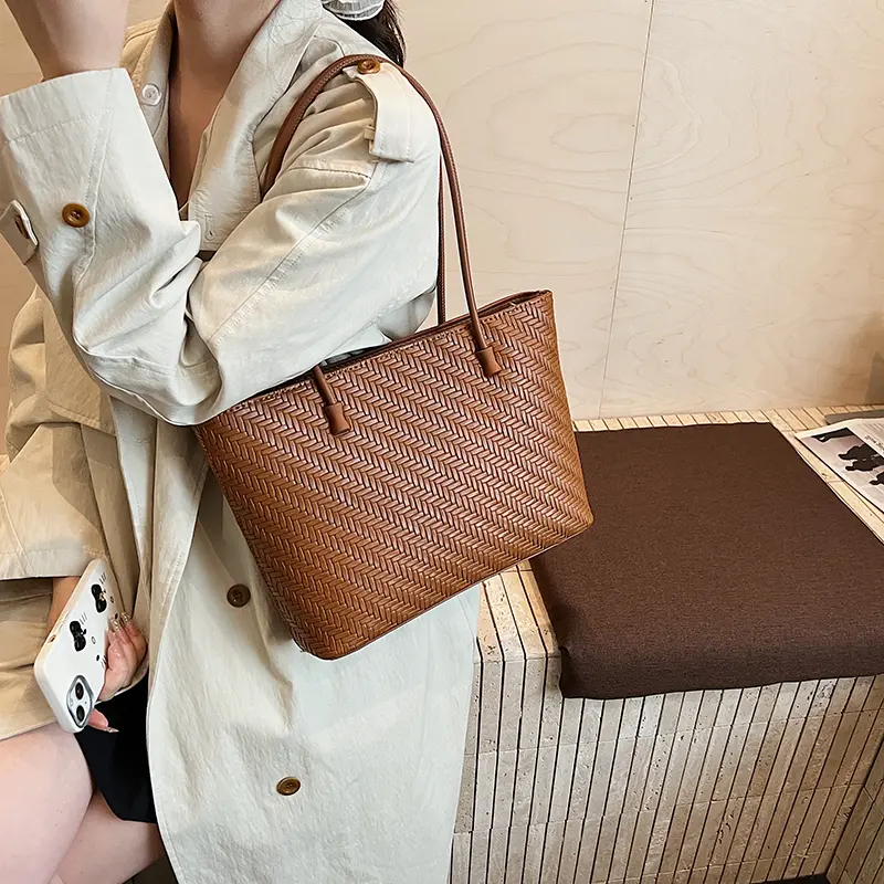 LEFTSIDE Weave PU Leather Shoulder Bags for Women 2025 Luxury Brand Designer New Hand Bag Females Tote Bags Handbags