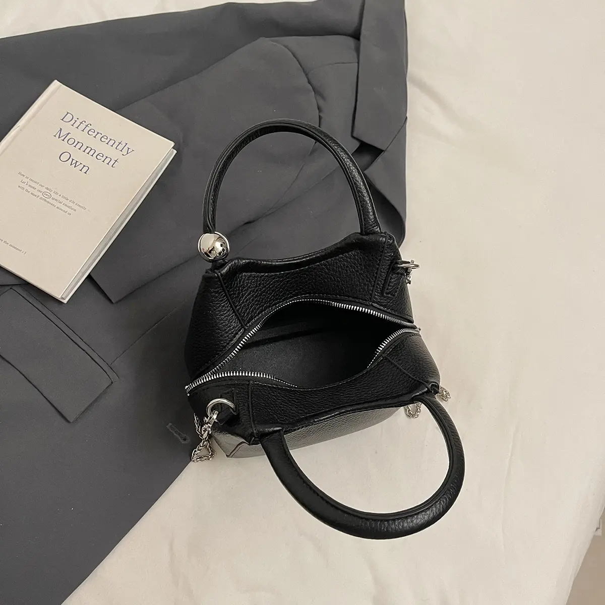 LEFTSIDE PU Leather Small Crossbody Bags Lady Shoulder Bag for Women 2025 New Short Handle Hand Bags Retro Chain Handbags