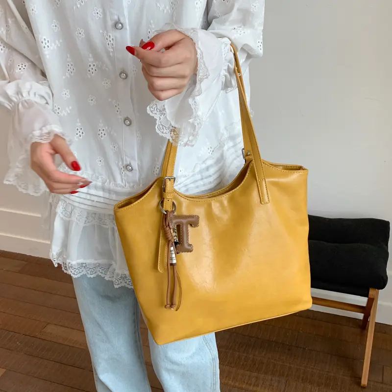 LEFTSIDE Design PU Leather Underarm Bags for Women 2025 Trend Female Luxury Brand Retro Shoulder Tote Bag Handbags and Purses