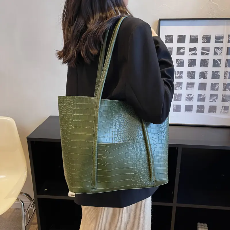 LEFTSIDE Large PU Leather Shoulder  Bag for Women 2025 Winter Fashion Trend Designer Females Fashion Handbags Purses Tote Bags