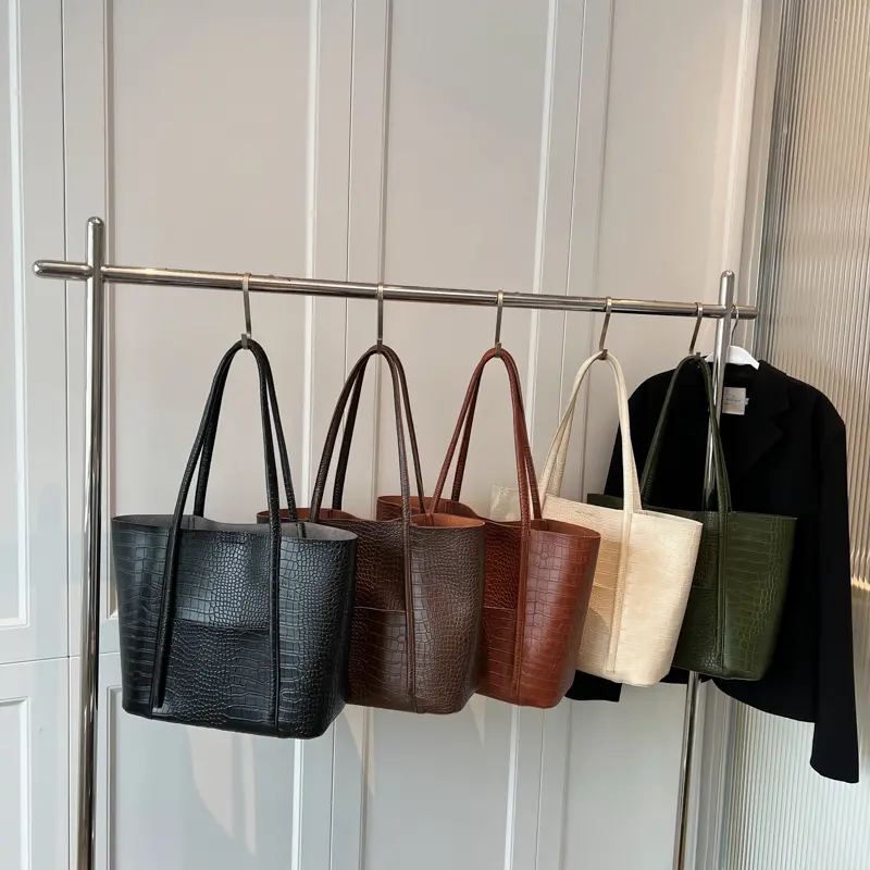 LEFTSIDE Large PU Leather Shoulder  Bag for Women 2025 Winter Fashion Trend Designer Females Fashion Handbags Purses Tote Bags