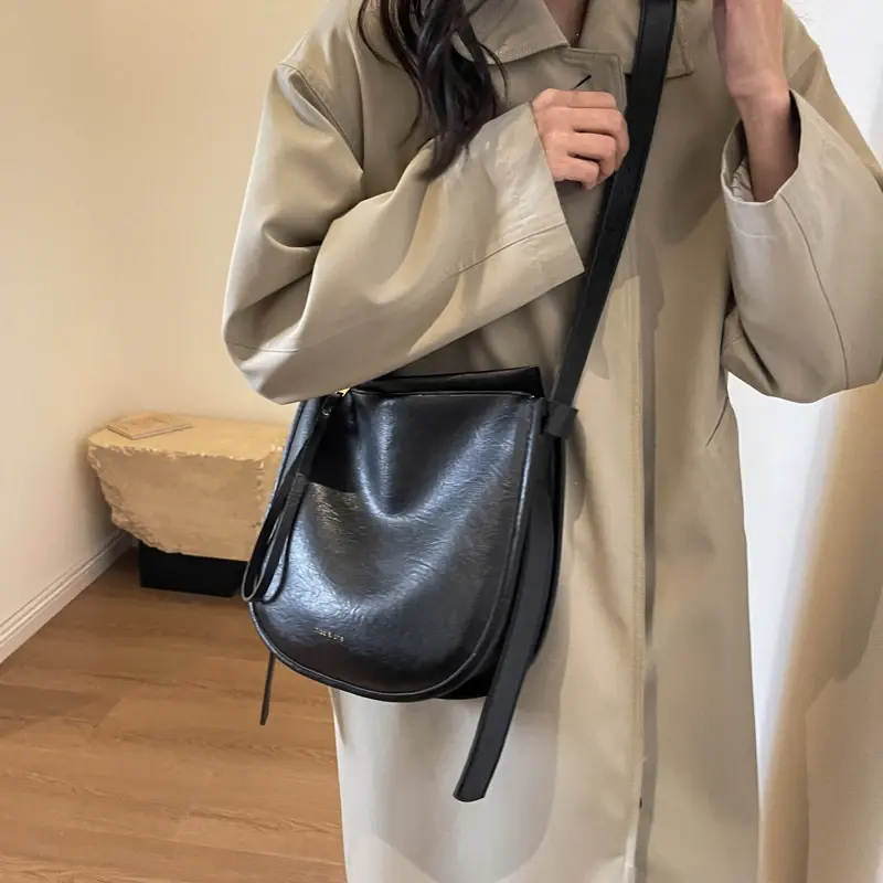 LEFTSIDE Small Pu Leather Shoulder Bags for Women 2025 New Fashion Retro Trend Designer Crossbody Bag Underarm Bag Handbags