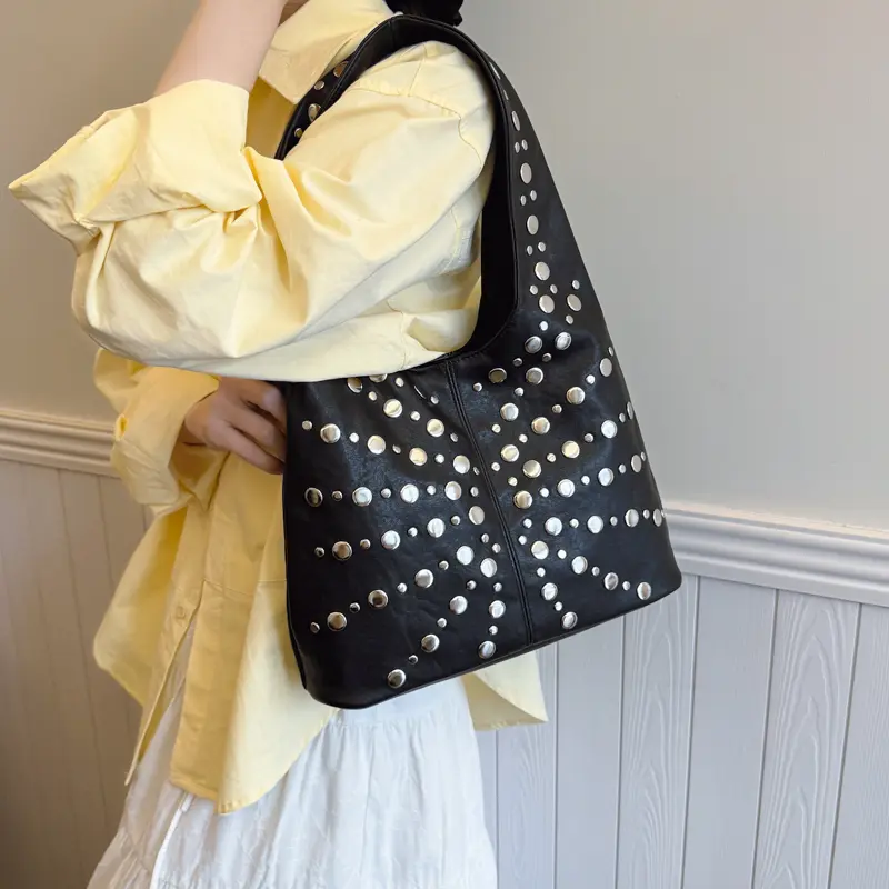 LEFTSIDE Rivets Design PU Leather Hobo Bags Lady Shoulder Bag for Women 2025 New Fashion Retro High Capacity Handbags and Purses