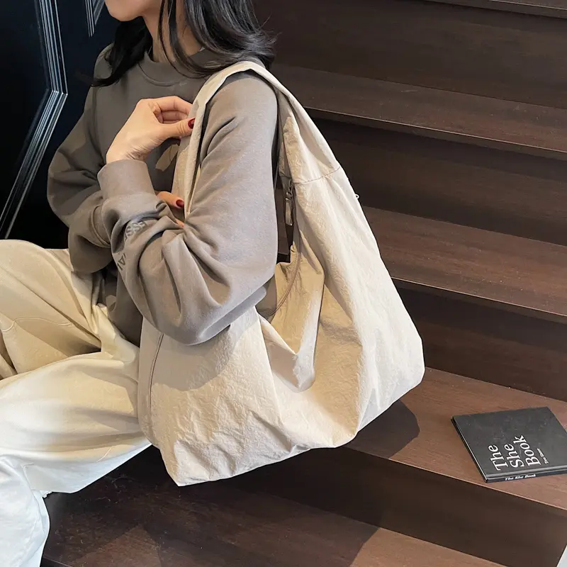 LEFTSIDE Design Nylon Large Soft Cloth Shoulder Bag for Women 2025 New Trend Fashion New Solid Travel Handbags Big Hobo Bag