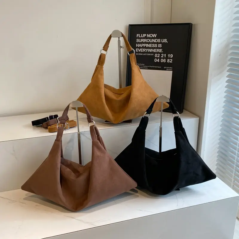 LEFTSIDE Women New Fashion Big Soft Handbags and Purses Vintage 2024 Winter Trend Simple Y2K Crossbody Bag Lady Shoulder Bag