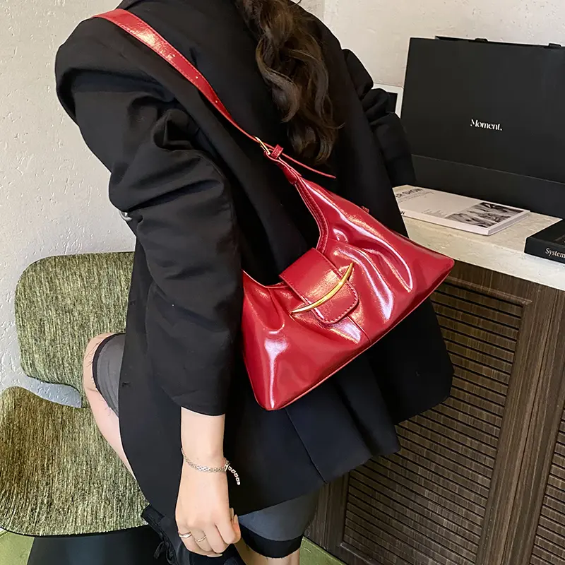 LEFTSIDE Retro Hobo Shoulder Bags for Women PU Leather Underarm Bag 2025 Summer New Designer Crossbody Bag Luxury Handbags