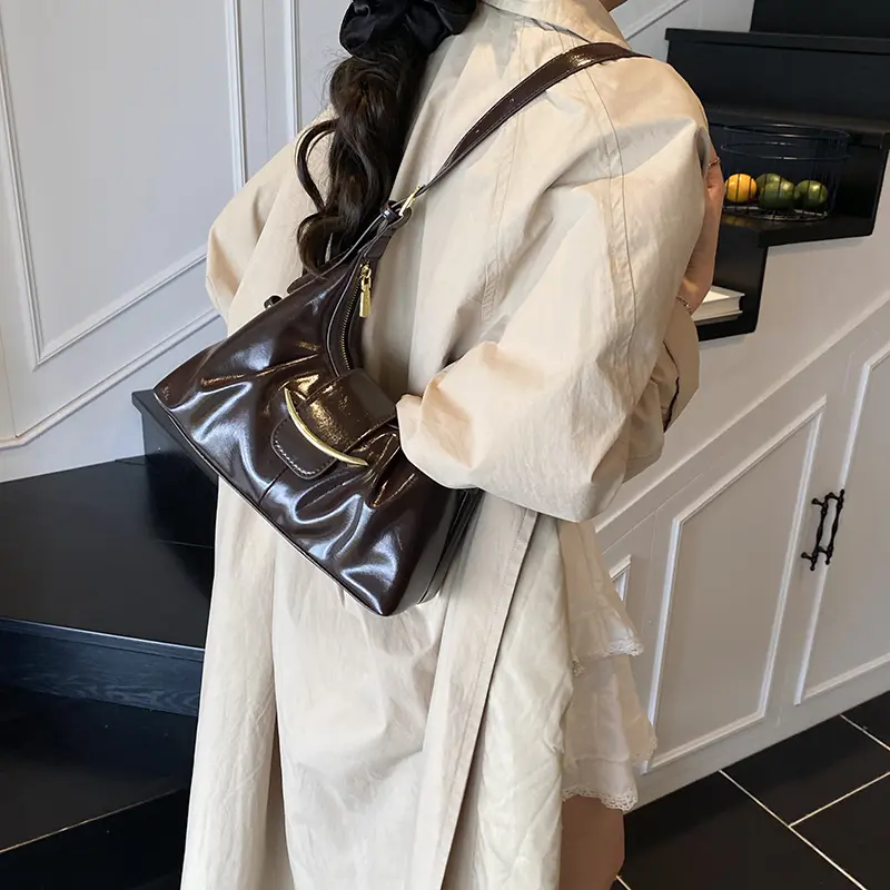 LEFTSIDE Retro Hobo Shoulder Bags for Women PU Leather Underarm Bag 2025 Summer New Designer Crossbody Bag Luxury Handbags
