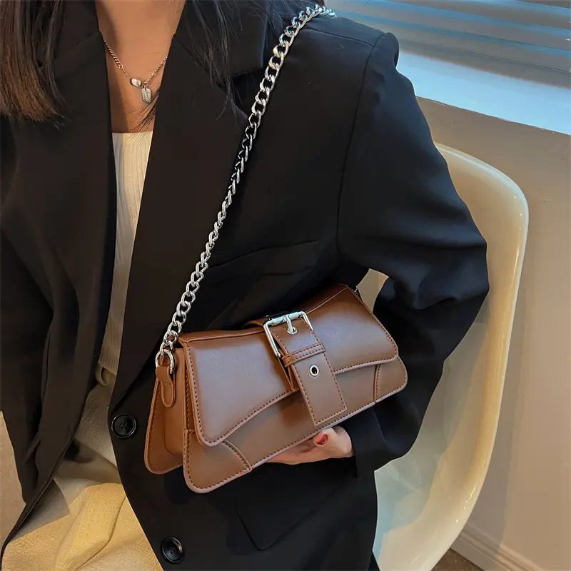 Solid color Chain Shoulder Bag for Women Small PU Leather Handbags 2025 Vintage Luxury Brand Lady Crossbody Bag Coffee Black