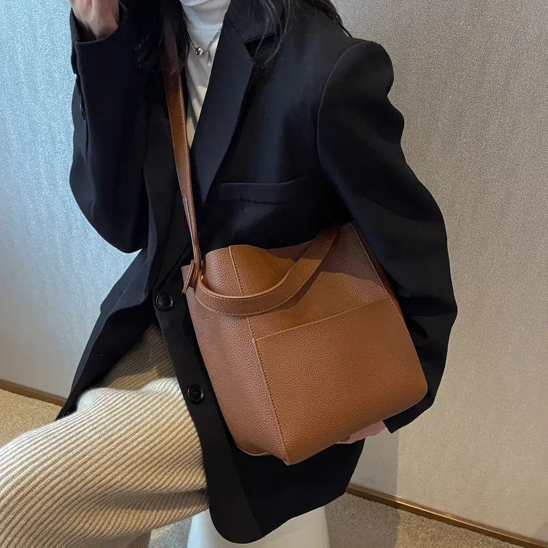 LEFTSIDE Bucket Shoulder Side Bags for Women 2025 Females Designers Trend Small Leather Crossbody Bag Handbags and Purses