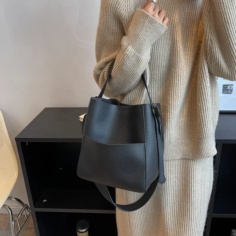 LEFTSIDE Bucket Shoulder Side Bags for Women 2025 Females Designers Trend Small Leather Crossbody Bag Handbags and Purses