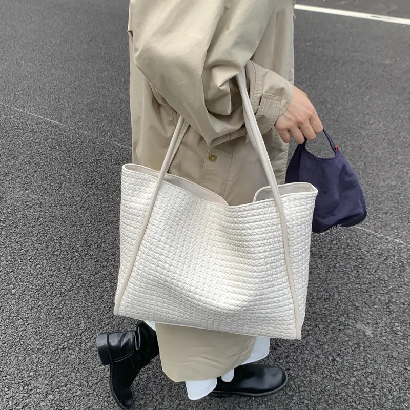 LEFTSIDE Short Handle High-capacity PU Leather Tote Bags for Women 2025 Ladies Shoulder Bag Females Retro Handbags and Purses