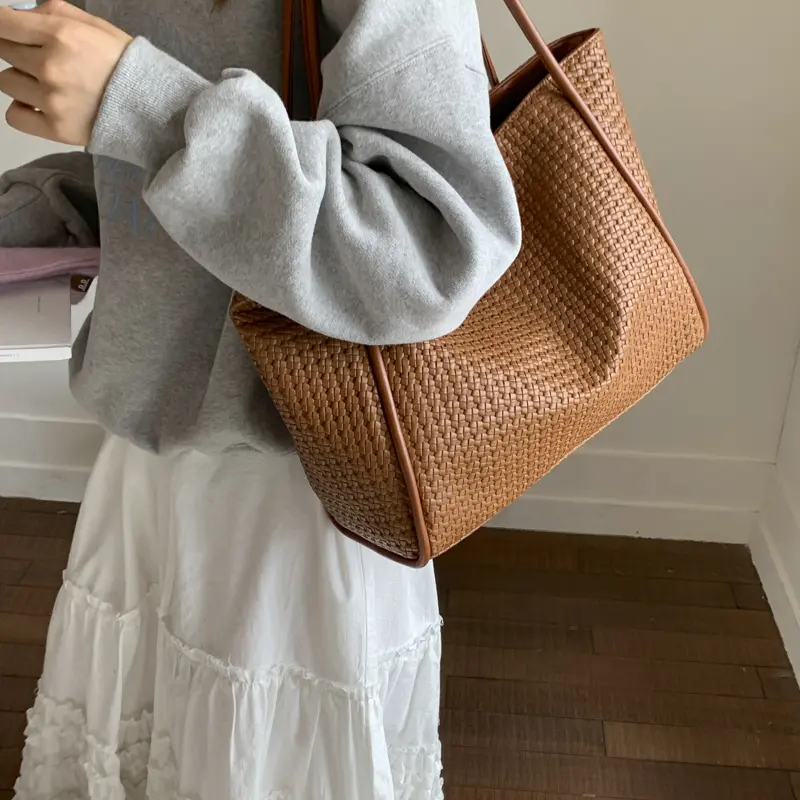 LEFTSIDE Short Handle High-capacity PU Leather Tote Bags for Women 2025 Ladies Shoulder Bag Females Retro Handbags and Purses