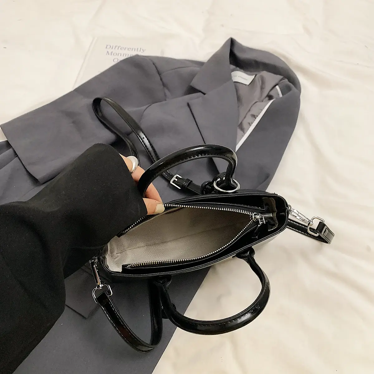 LEFTSIDE Small PU Leather Top-handle Bags for Women 2024 Winter Y2K New Fashion Shoulder Bag Handbags Females Luxury Tote Bag