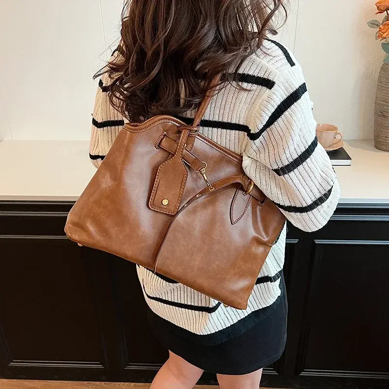 LEFTSIDE PU Leather Retro Tote Bag for Women 2025 Winter Trend New Fashion Y2K Handbags Females Travel Shoulder Crossbody Bags