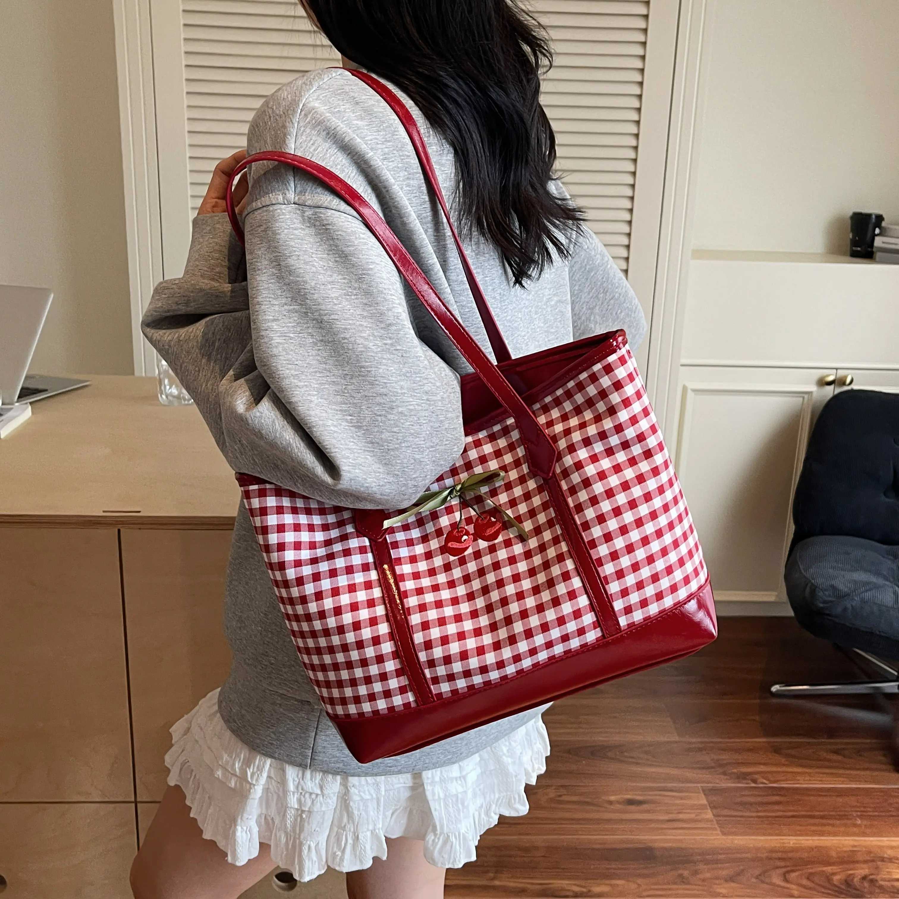 LEFTSIDE Retro Shopper Shopping Shoulder Bags for Women PU Leather Tote Bag 2025 Summer New Designer Bow Purses and Handbags