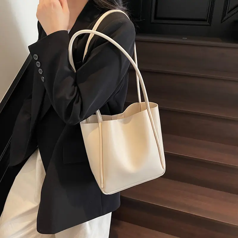 LEFTSIDE Small PU Leather Bucket Bags for Women 2025 New in Luxury Korean Fashion Tote Bag Handbags and Purses Shoulder Bag