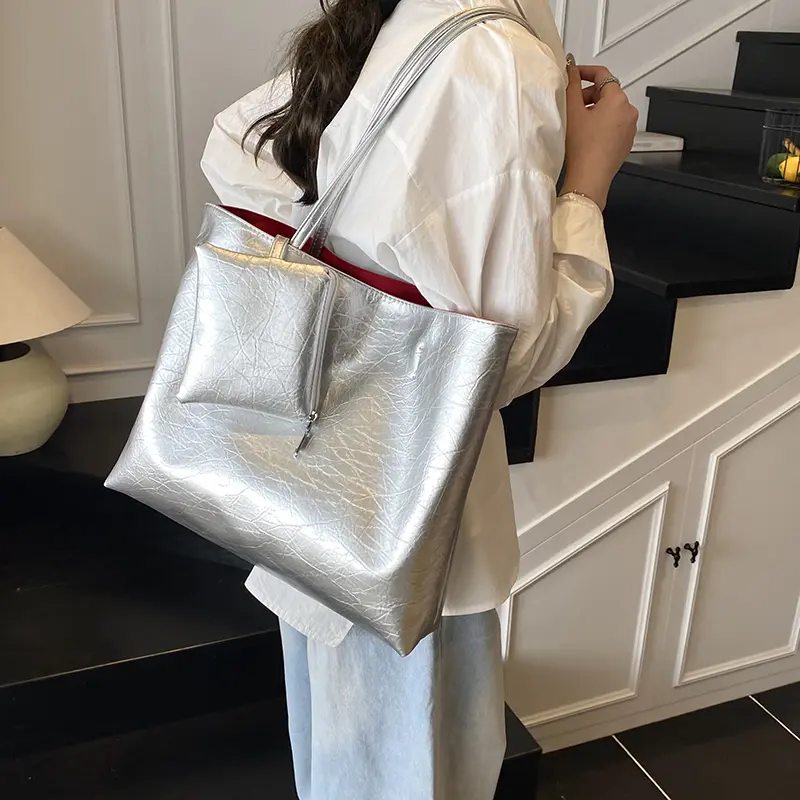 LEFTSIDE high-capacity PU Leather Tote Bags For Women 2025 New Trend Female Shoulder Bag Soft Solid Color Handbags And Purses