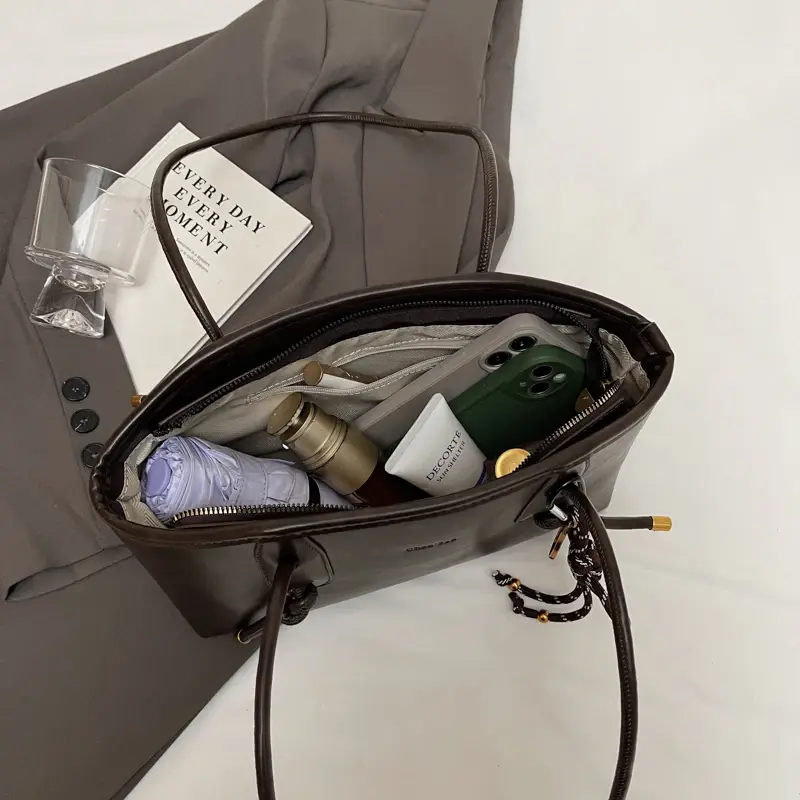 LEFTSIDE PU Leather Shoulder Bags For Women 2025 Winter Y2K Trend Female Crossbody Bag Lady Handbags And Purses Retro Tote Bag