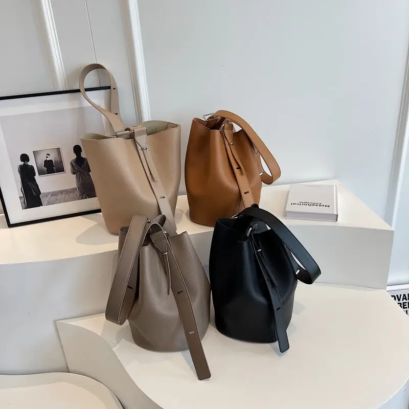 LEFTSIDE Retro Small Solid Color Leather Shoulder Bags For Women 2025 Designer Korean Fashion Female Handbags Underarm Bag