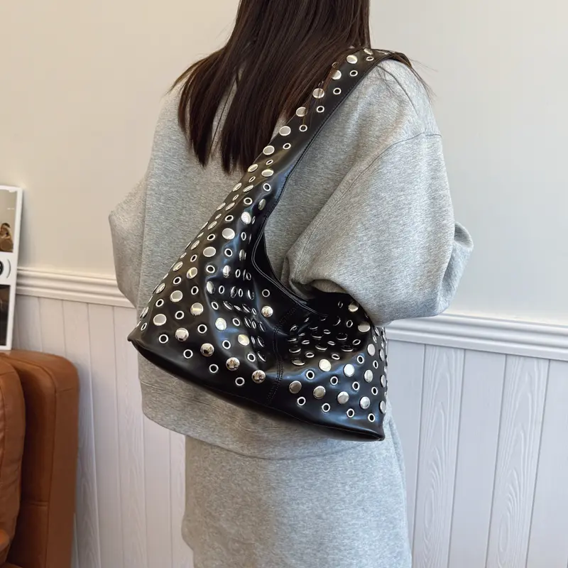 LEFTSIDE  Rivets Design PU Leather Bucket Hobo Bags for Women 2025 New Punk Style Trend Female Shoulder Bag Handbags and Purses
