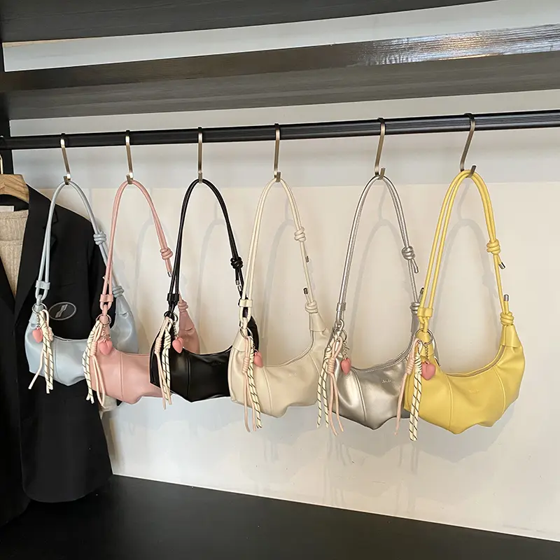 LEFTSIDE Small PU Leather Saddle Crossbody Bags for Women 2025 New Trend Retro Shoulder Bag Ladies Retro Handbags and Purses