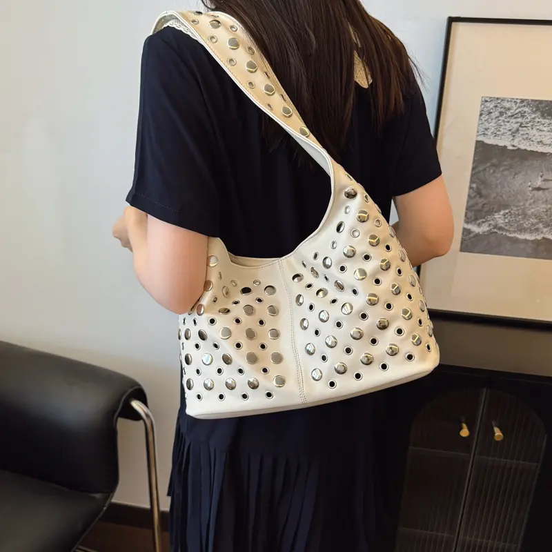 LEFTSIDE  Rivets Design PU Leather Bucket Hobo Bags for Women 2025 New Punk Style Trend Female Shoulder Bag Handbags and Purses