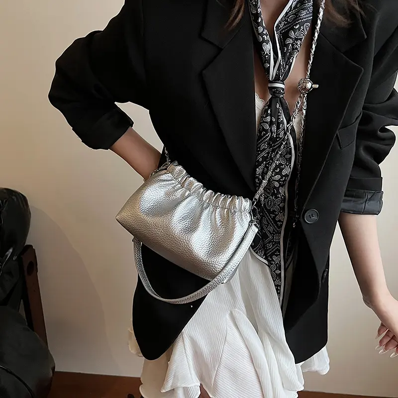 LEFTSIDE 2025 New Luxury Small PU Leather Solid Color Handbags and Purses Women's Crossbody Bag Silver Chain Shoulder Bags