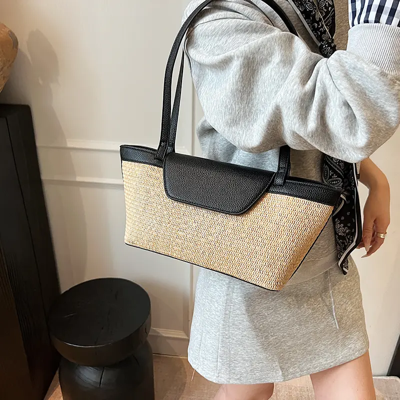 LEFTSIDE Weave Straw Shoulder Bags for Women 2025 Summer Ladies New Tote Bag Females Beach Bags Lady Handbags and Purses