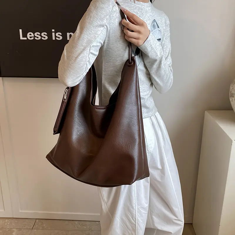 LEFTSIDE Design Big Simple Crossbody Bags For Women 2025 Fashion Females Underarm Bag Lady Shoulder Bag Handbags And Purses