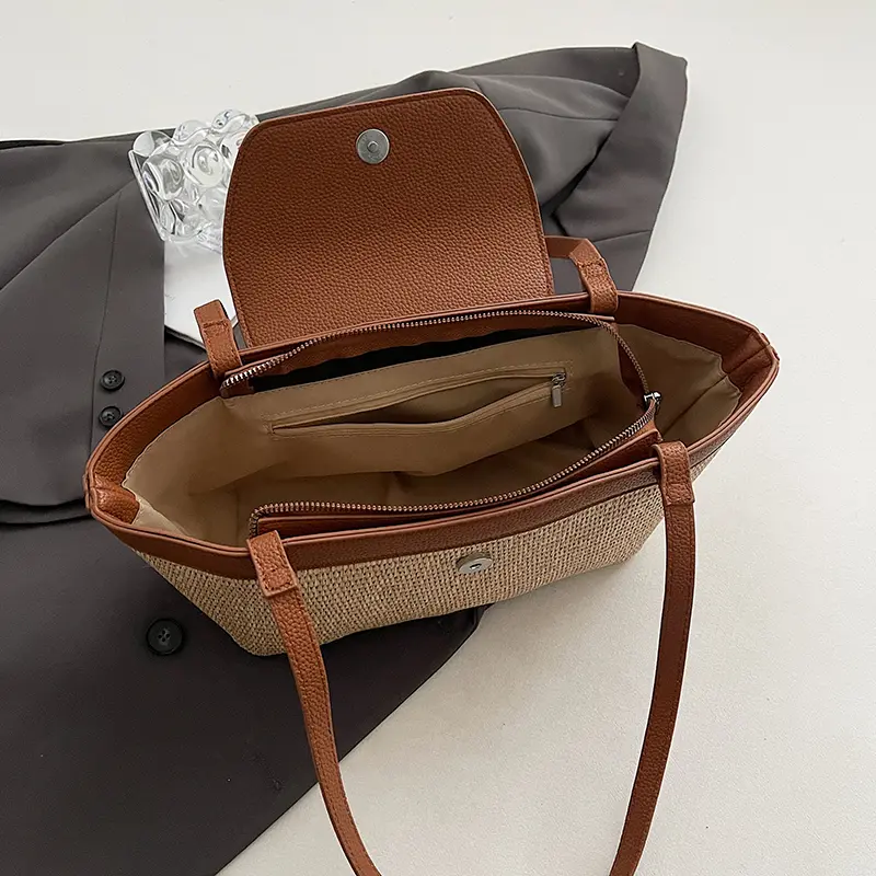 LEFTSIDE Weave Straw Shoulder Bags for Women 2025 Summer Ladies New Tote Bag Females Beach Bags Lady Handbags and Purses