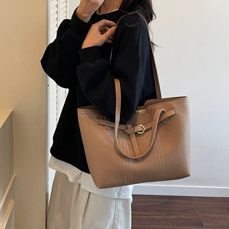 LEFTSIDE 2025 PU Leather Luxury Designer Tote Bag Female High Capacity Shoulder Bag 2025 Female Handbags Solid Color Hand Bag