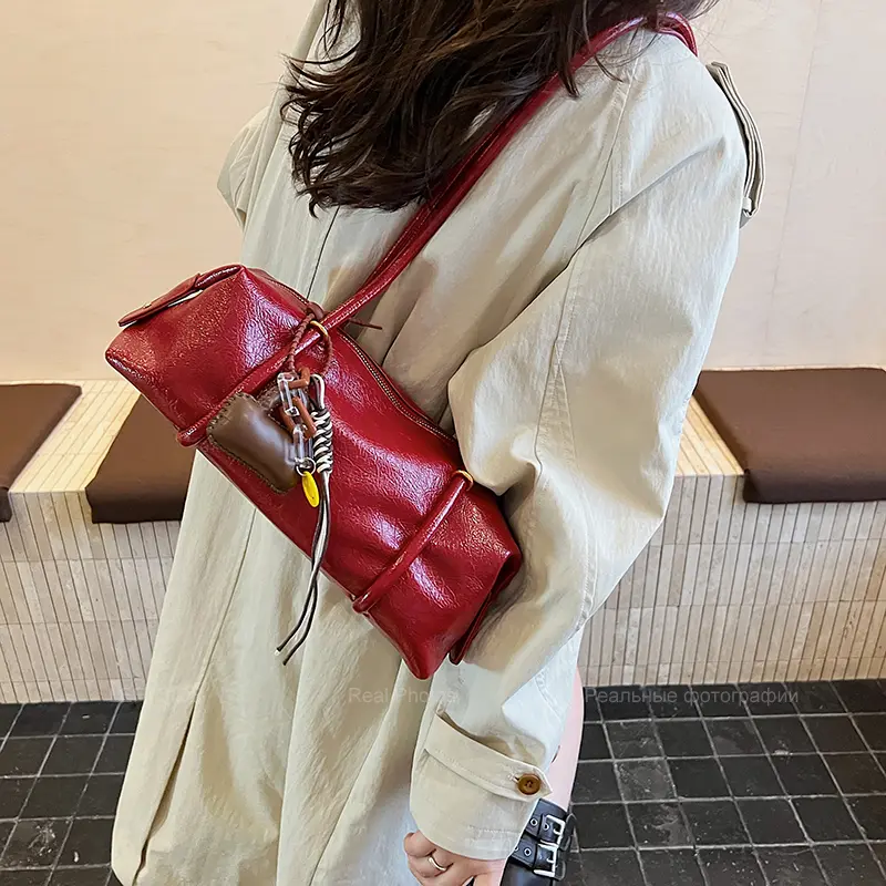 LEFTSIDE Small PU Leather Shoulder Bag for Women 2025 Winter Luxury Tote Bag Lady Designer Trends Underarm Handbags and Purses