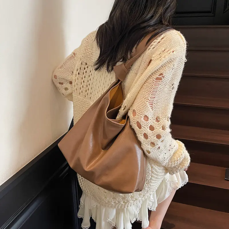 LEFTSIDE Design PU Leather Hobo Underarm Bags Lady Winter Shoulder Bag for Women 2025 New Luxury Brand High-capacity Handbags