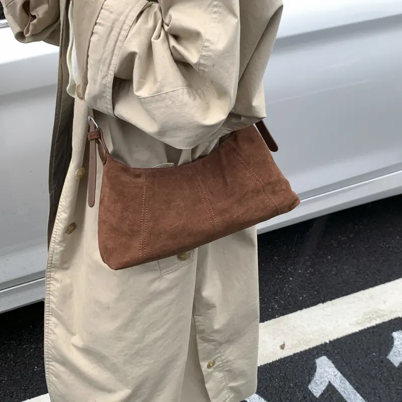 LEFTSIDE PU Leather Shoulder Bag for Women 2025 Winter New Luxury Armpit Bag Lady Designer Underarm Bags Handbags and Purses