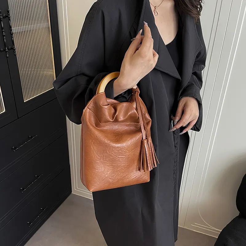 LEFTSIDE Women Small PU Leather Tote Bag 2025 Winter Retro Trend Short Handle Shoulder Bag Luxury Designer Handbags and Purses