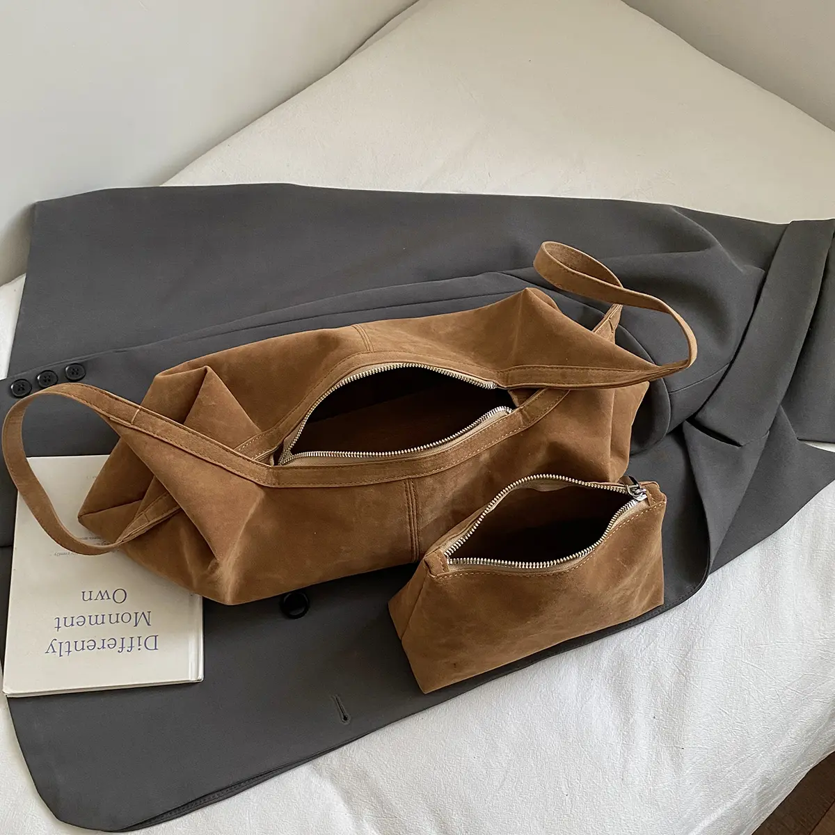 LEFTSIDE Women High Capacity Soft Suede Shoulder Bag 2025 Winter New Fashion Retro Underarm Bag Luxury Brand Designer Handbags