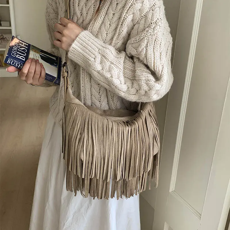 LEFTSIDE Design Punk Style PU Leather Shoulder Bags for Women 2025 Tassels New Crossbody Bag Females Retro ​Luxury Handbags