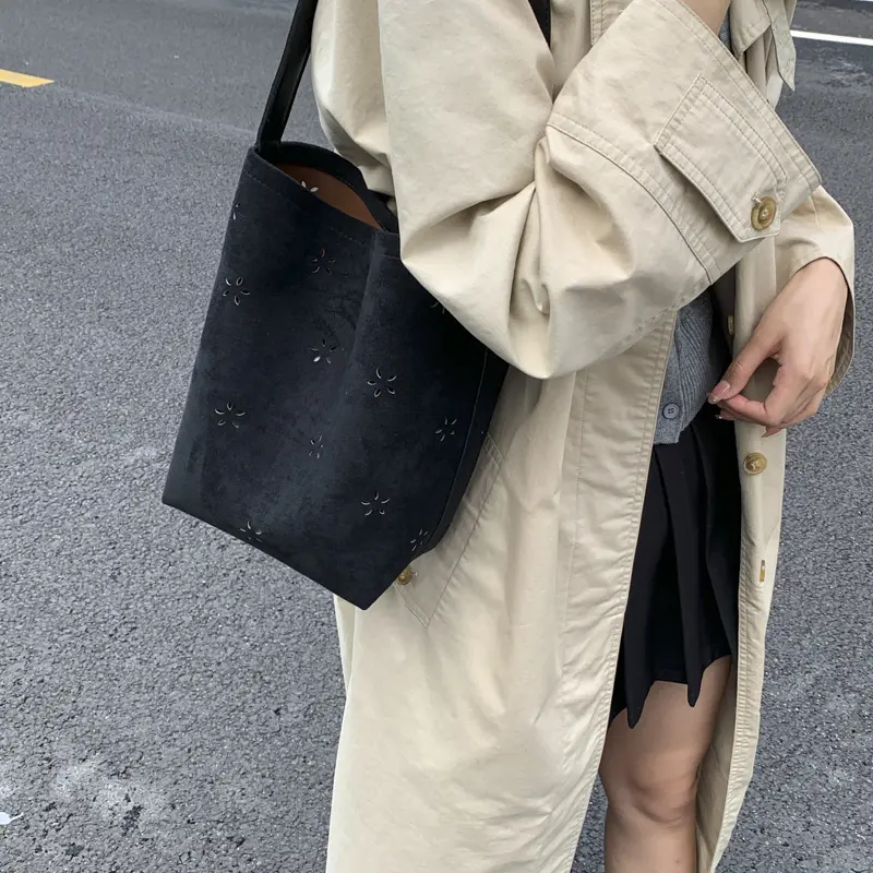 LEFTSIDE Women Small PU Leather Crossbody Bag 2025 Winter Trend Vintage New Shoulder Bag Luxury Designer Handbags and Purses
