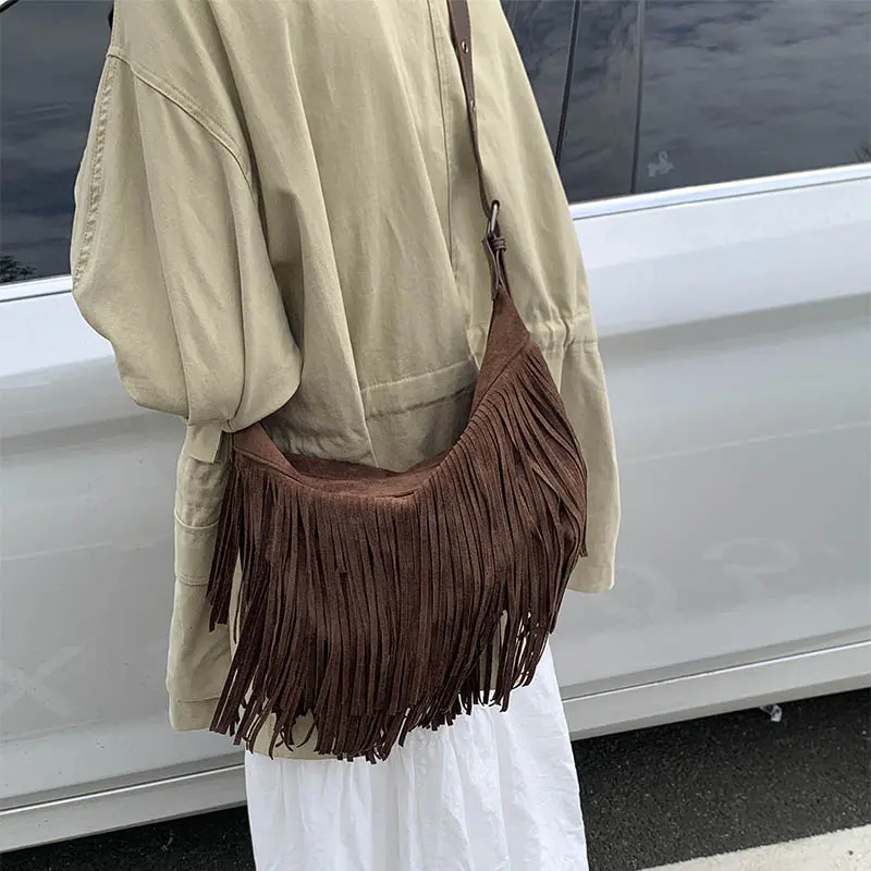 LEFTSIDE Design Punk Style PU Leather Shoulder Bags for Women 2025 Tassels New Crossbody Bag Females Retro ​Luxury Handbags