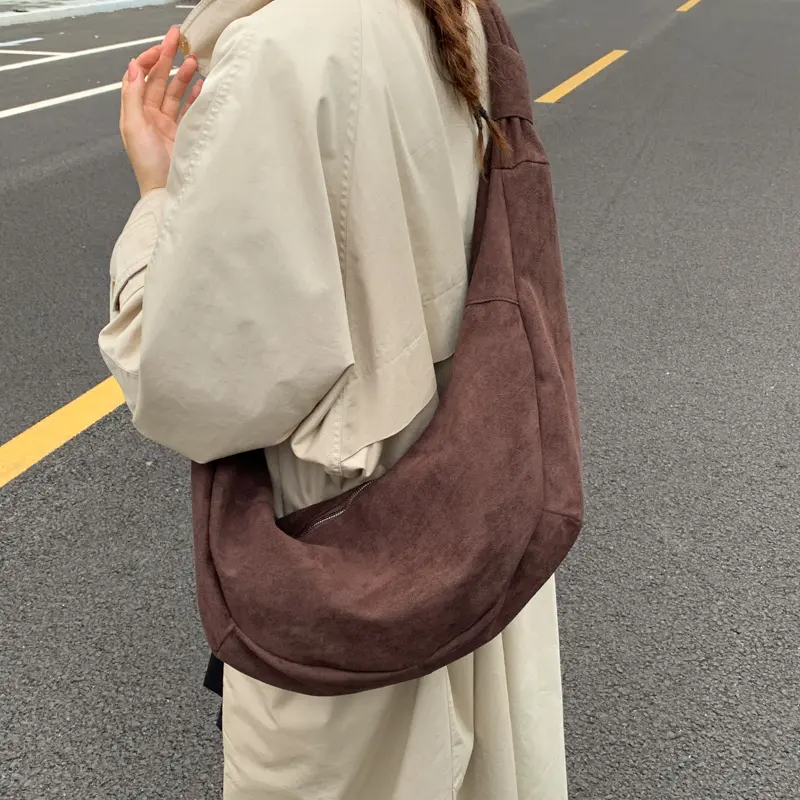 LEFTSIDE Design PU Leather High Capacity Shoulder Bags for Women 2025 New Winter Hobo Bag Females Retro New ​Luxury Handbags