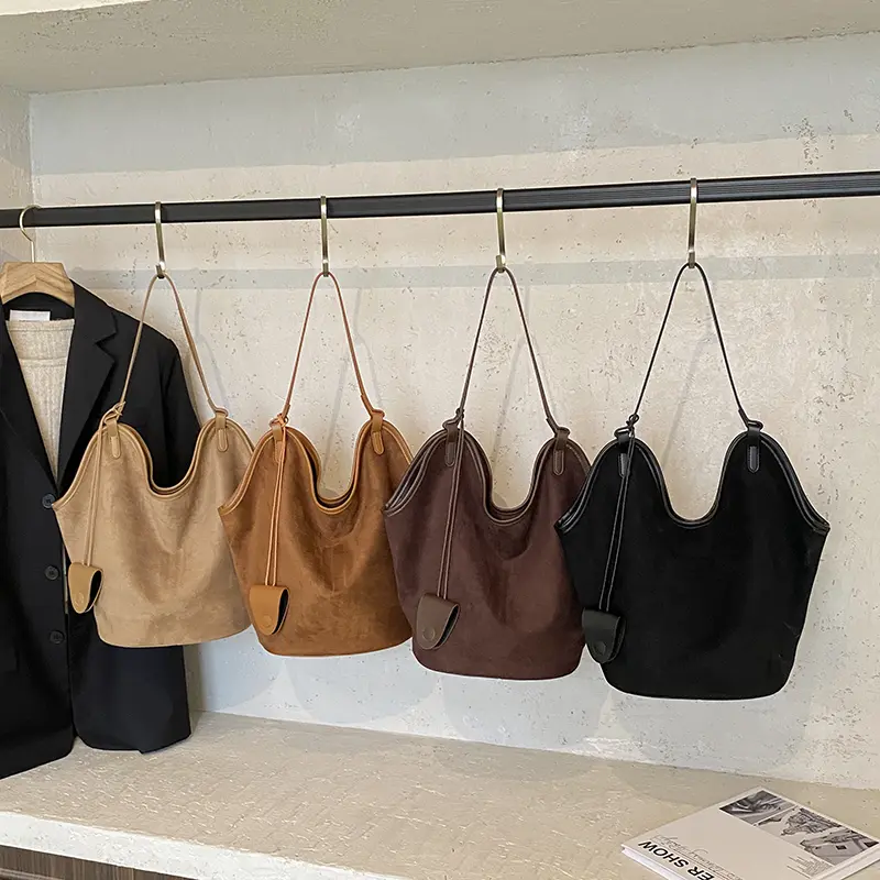 LEFTSIDE Design Suede Shoulder Bags for Women 2025 New Winter Hobo Bag Females Retro New ​Luxury Large Capacity Handbags