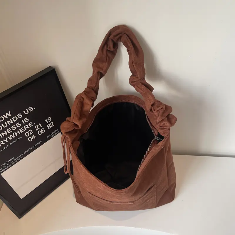 LEFTSIDE Design PU Leather Shoulder Bags for Women 2025 Winter Crossbody Bag Females Retro New ​Luxury Handbags and Purses