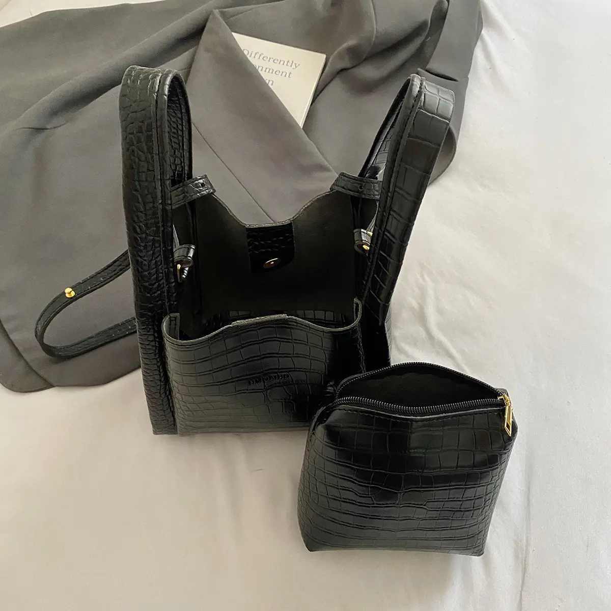 LEFTSIDE Cute Small Stone Pattern Crossbody Bags for Women 2025 New Trend Retro Fashion Shoulder Bag Ladies Handbags and Purses