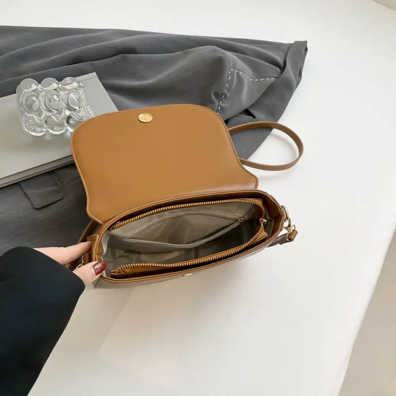 LEFTSIDE Small PU Leather Saddle Shoulder Bag for Women 2025 New Trend Y2K Handbags and Purses Females Flap Crossbody Bags