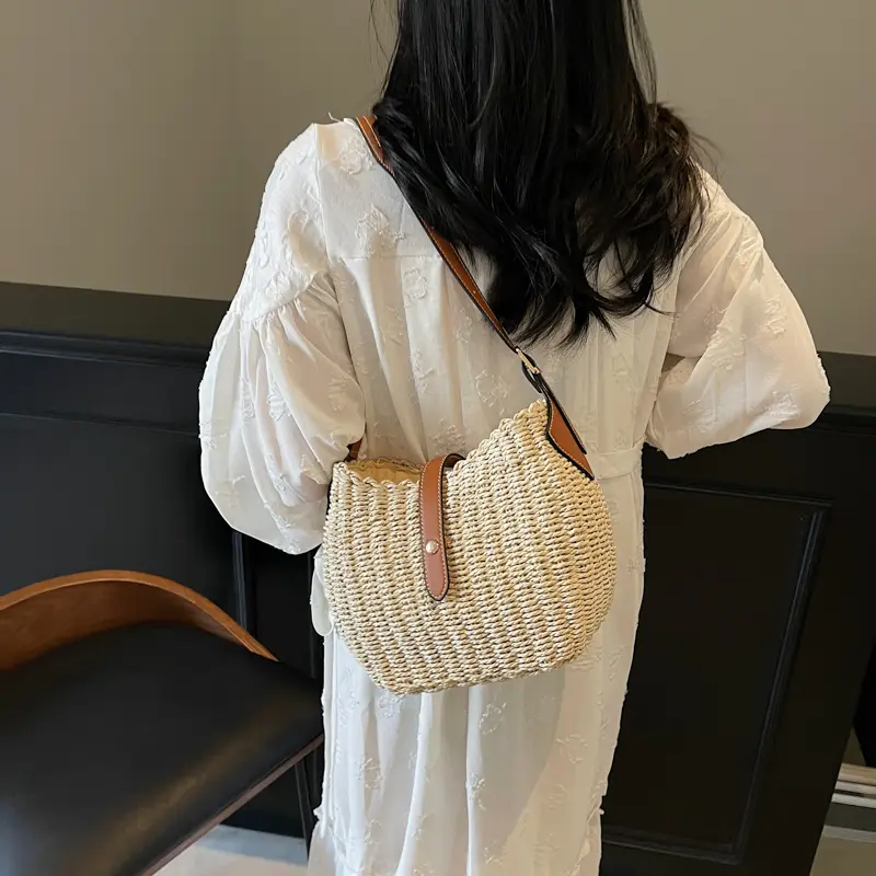 LEFTSIDE Small Straw Tote Bags for Women 2025 Summer Y2K Ladies Shoulder Bag Females Beach Crossbody Bags Handbags and Purses