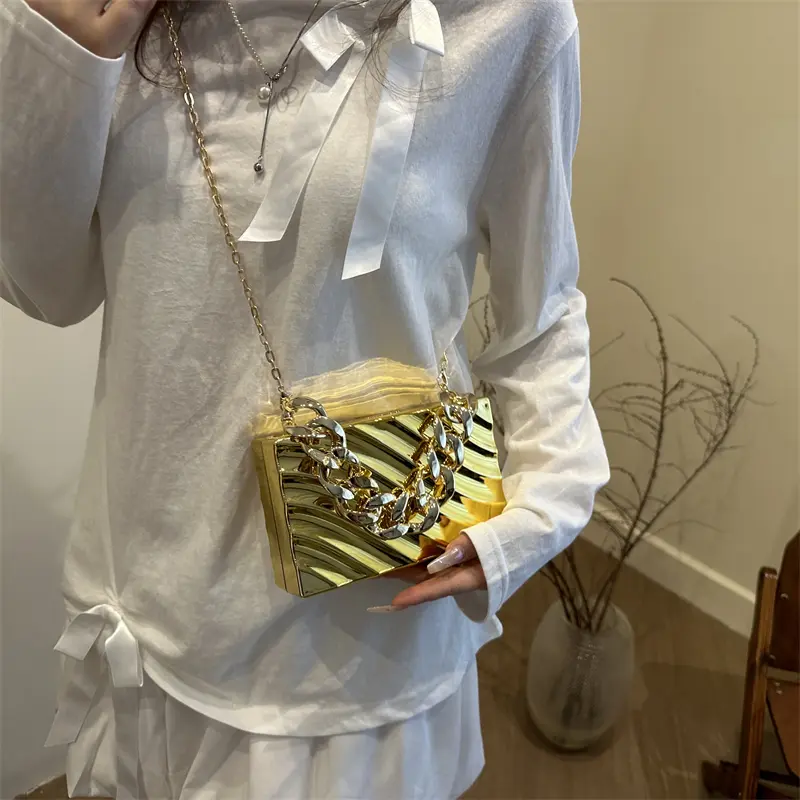 LEFTSIDE Mini Gold Crossbody Bags for Women 2025 Y2K New Female Fashion Lady  Chain Party Luxury Box Handbags and Purses