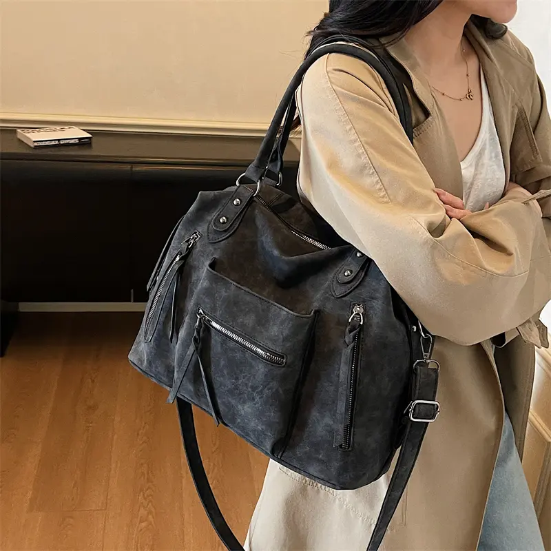 LEFTSIDE Women Big PU Leather Crossbody Bag 2025 Winter Retro Trend New Short Handle Shoulder Bag Luxury Designer Handbags
