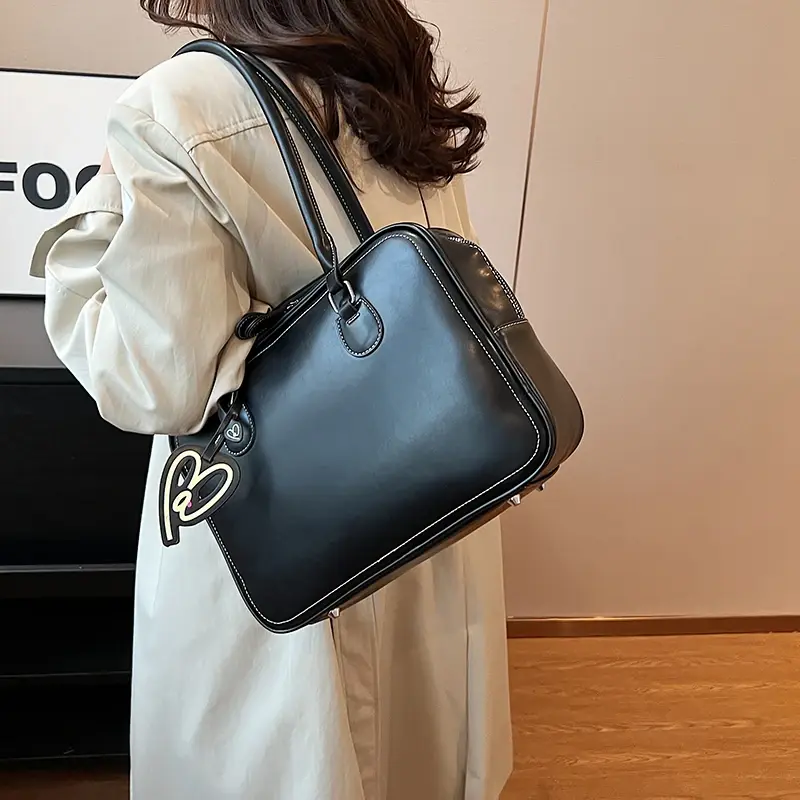 LEFTSIDE Design Retro Small PU Leather Tote Bag for Women 2025 Y2K Retro Fashion Solid Color Underarm Shoulder Bag Handbags