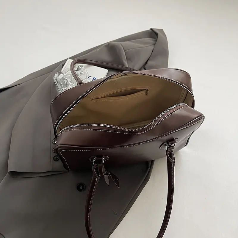 LEFTSIDE Design Retro Small PU Leather Tote Bag for Women 2025 Y2K Retro Fashion Solid Color Underarm Shoulder Bag Handbags